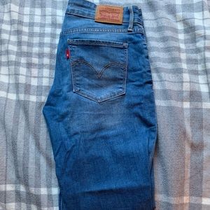 Levi’s Jeans
